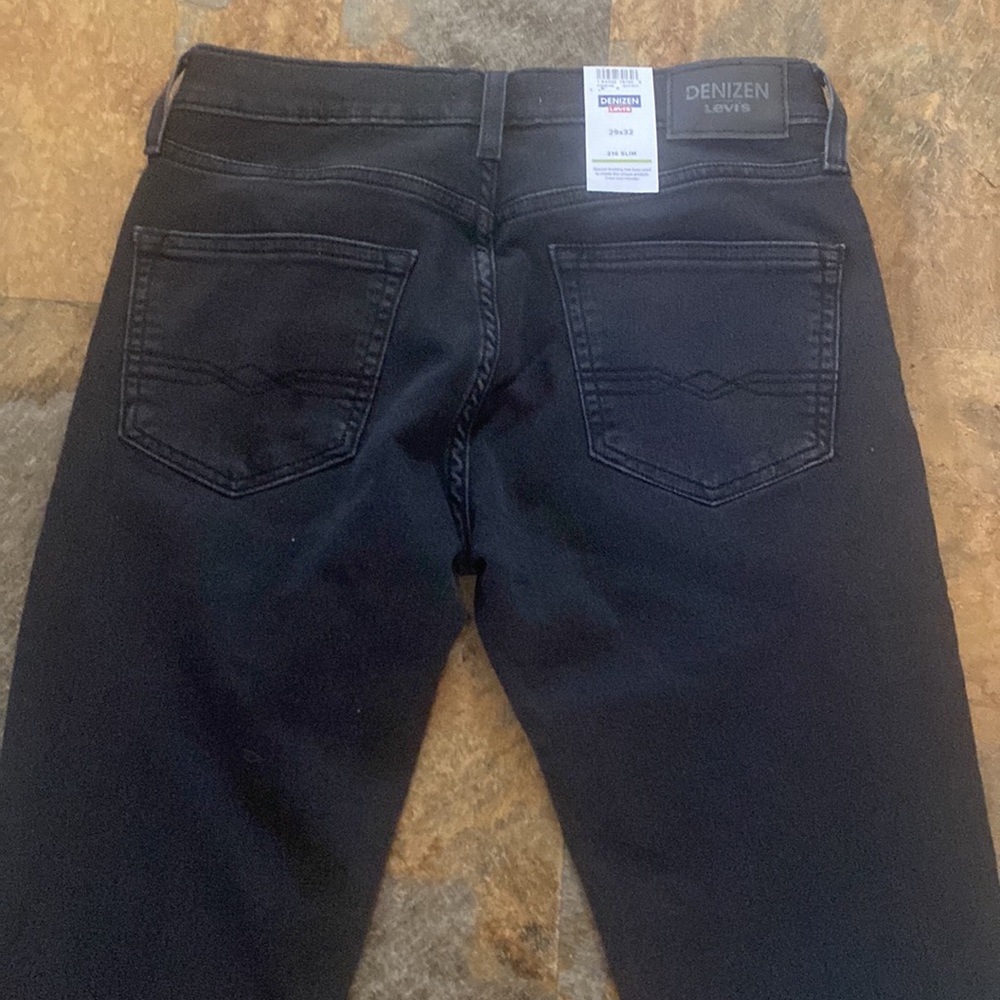 Mens Denizen Levi’s brand jeans. - Picture 4 of 4